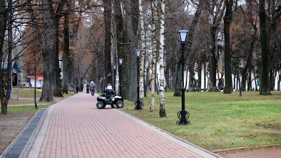 Калуга парк фото В Калуге три парка закрывают для посетителей - Общество - Новости - Калужский пе