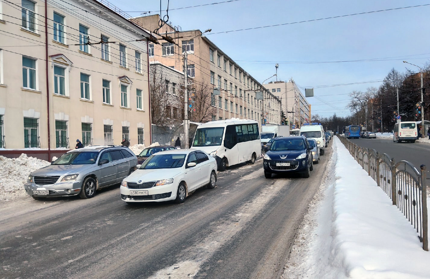 ДТП Калуга маршрутка гагарина шкода