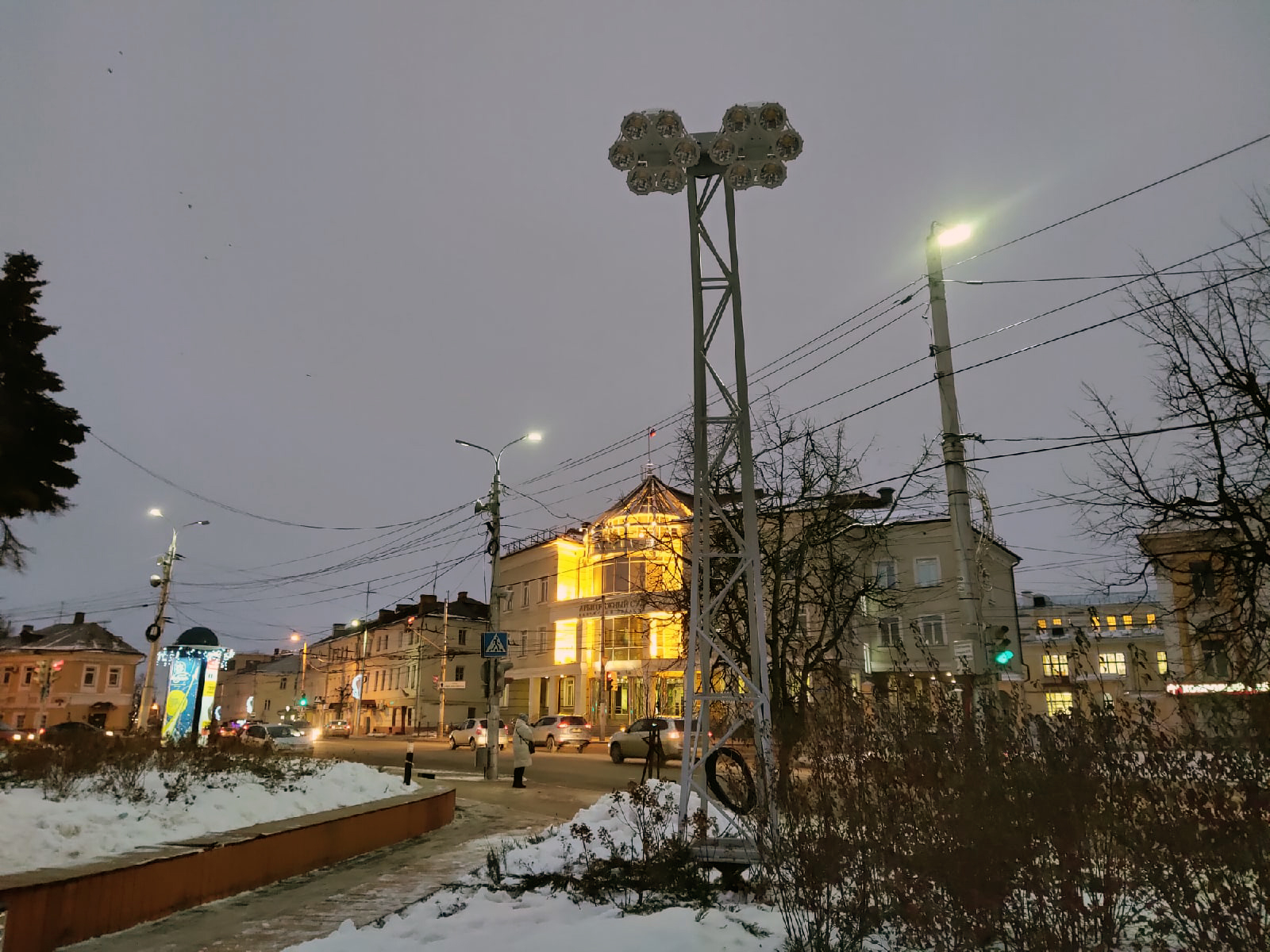 Летающая тарелка калуга новогодняя столица россии афиша