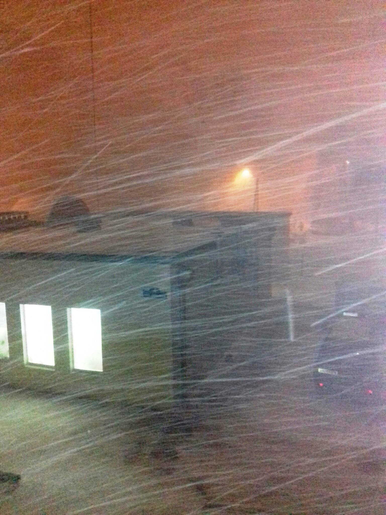 Снежный шторм обрушился на Калугу 25 января