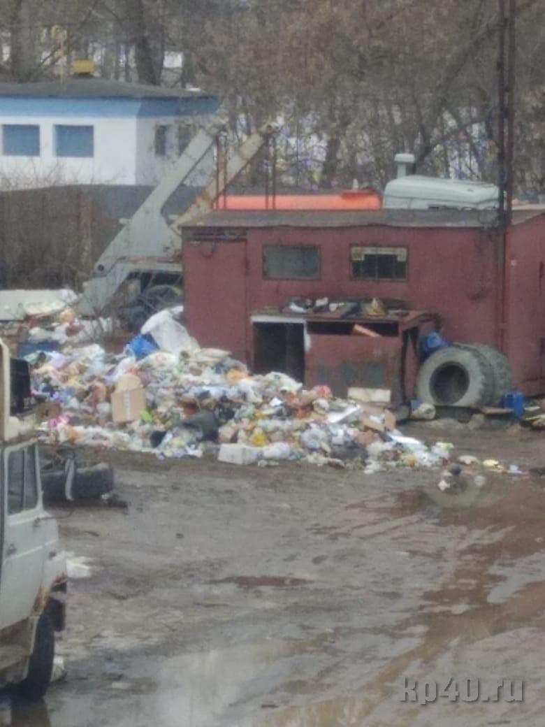 В Товарково вновь возникли проблемы с вывозом мусора - Недвижимость и ЖКХ -  Новости - Калужский перекресток Калуга