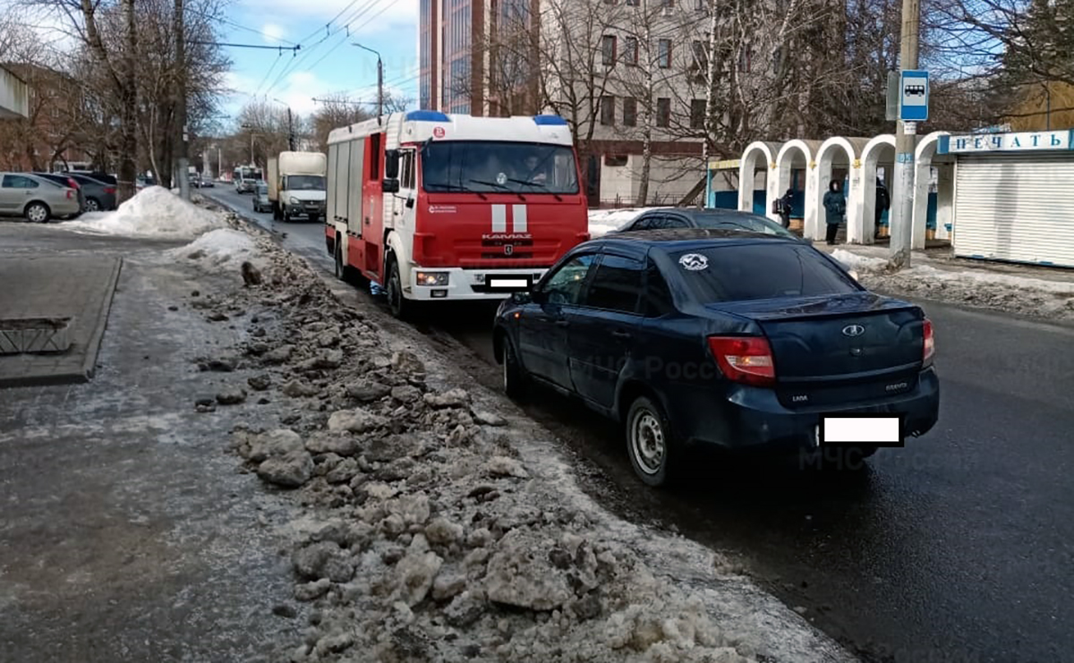 ДТп калуга салтыкова-щедрина лада 03.03.2021