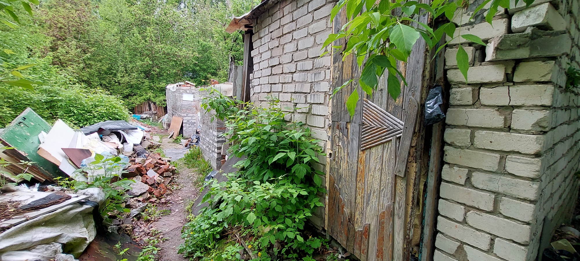 В Калуге ищут владельцев гаражей и сараев на улице Валентины Никитиной -  Благоустройство - Новости - Калужский перекресток Калуга