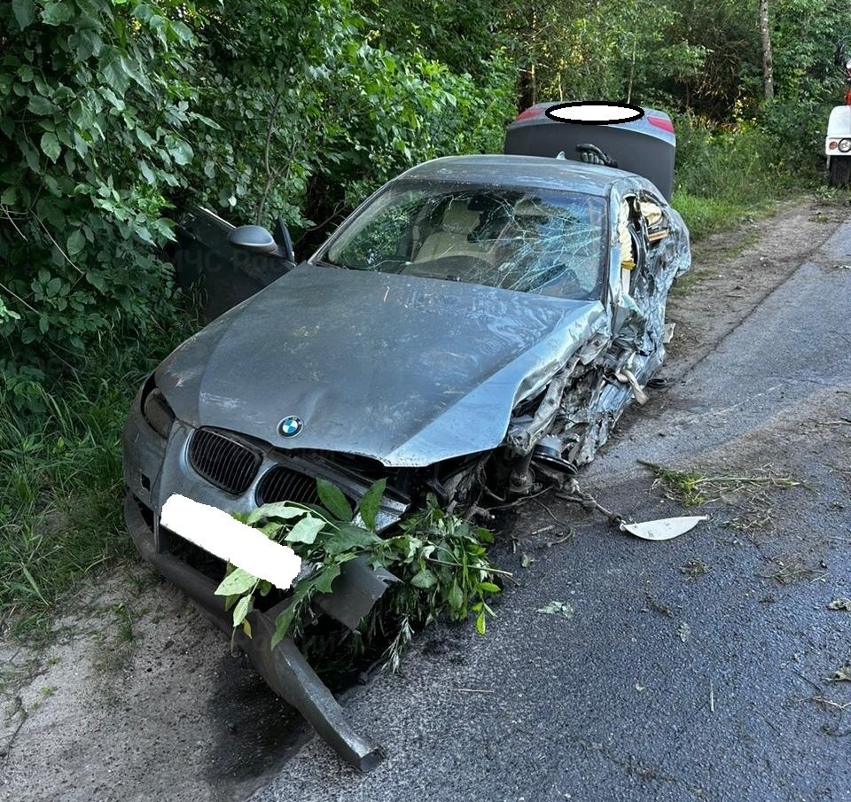 В Калуге на Тарутинской в ДТП попали «БМВ» и «МАЗ» | 16.07.2023 | Новости  Калуги - БезФормата