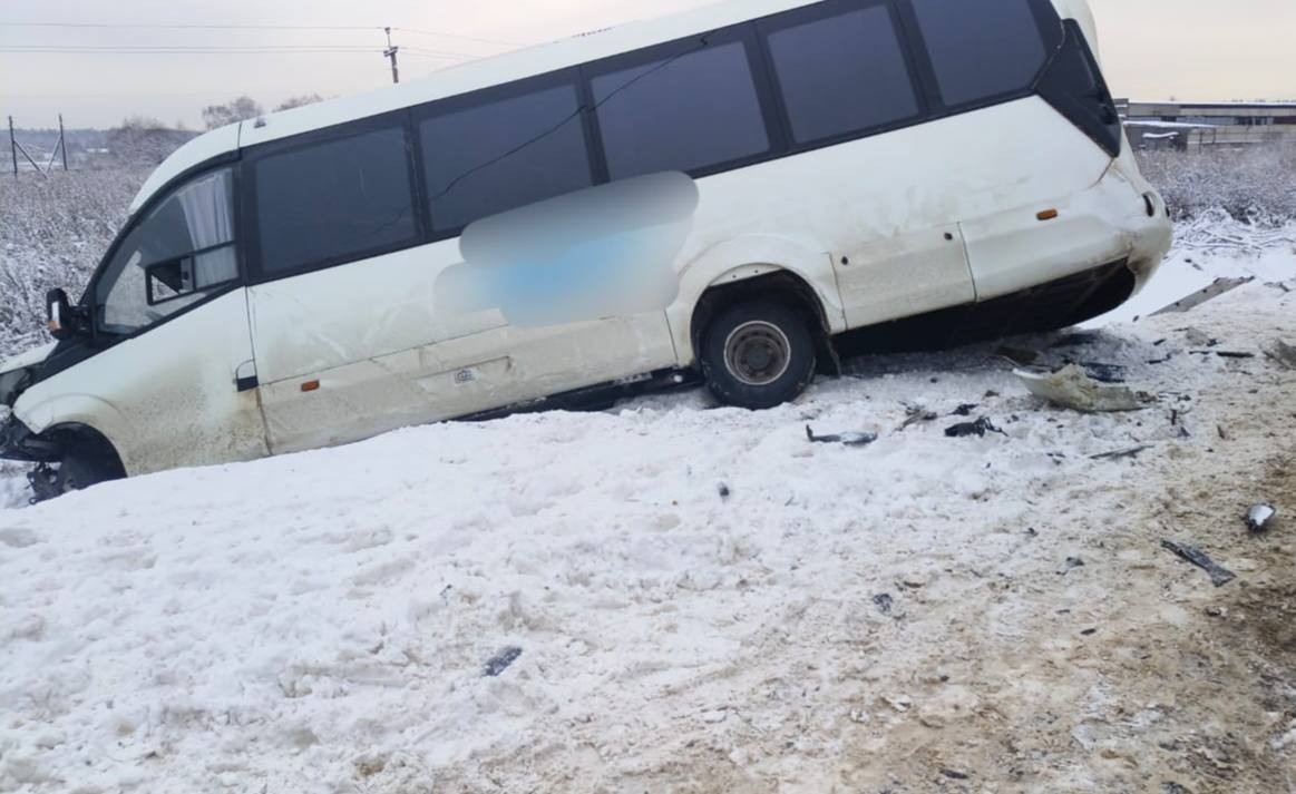 В Калуге выписали из больницы ребенка, который пострадал в ДТП с автобусом  и «Рено» | 27.11.2023 | Новости Калуги - БезФормата