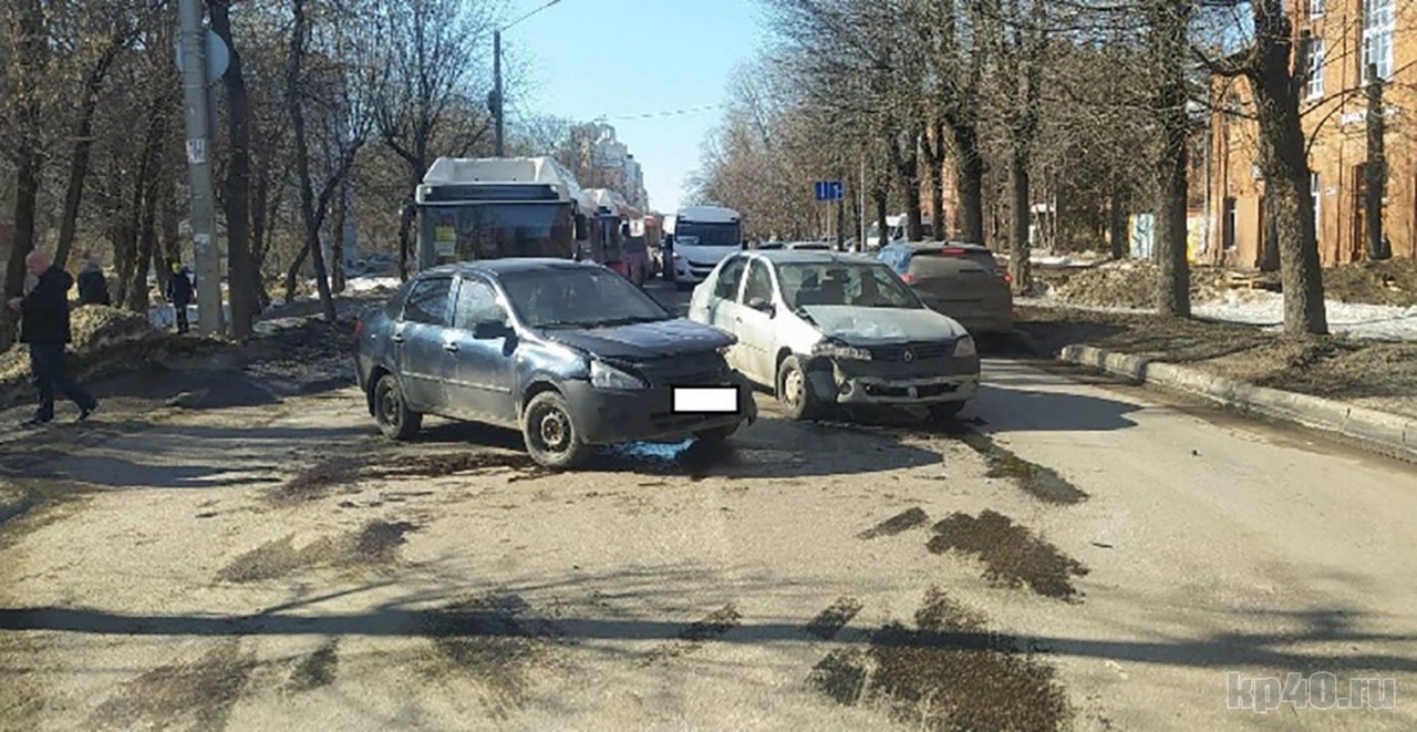 Кр40 калуга. Авария в Калуге ул, Билибина. Перекресток ул Московская Билибина Калуга. Вчерашние ДТП В Калужской области.