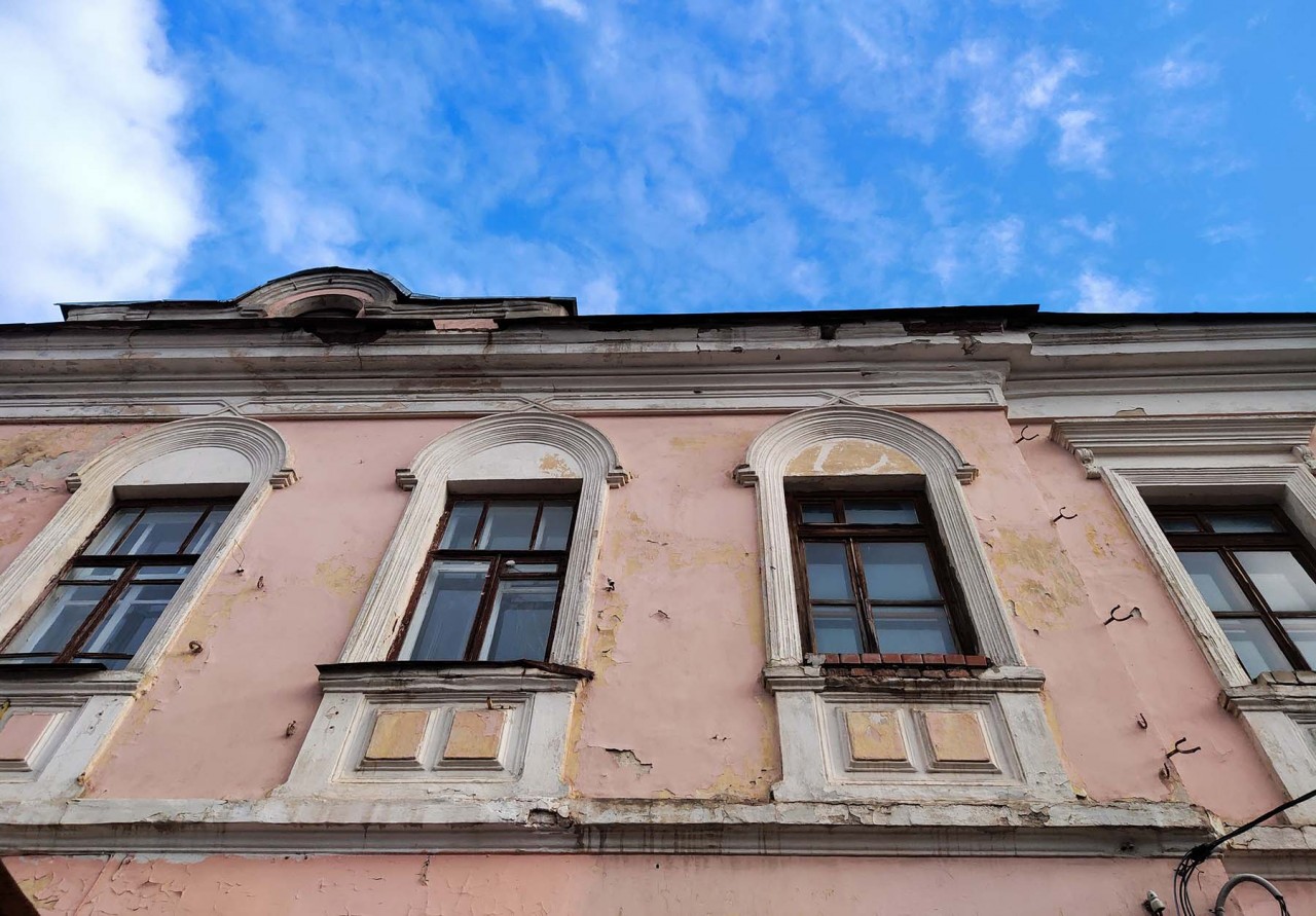 Погода на 10 калуга область. Академическая 10 Калуга. Калуга в апреле.