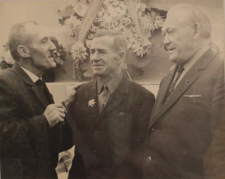 Константин Симонов, Константин Власов, Герасим Лапин.