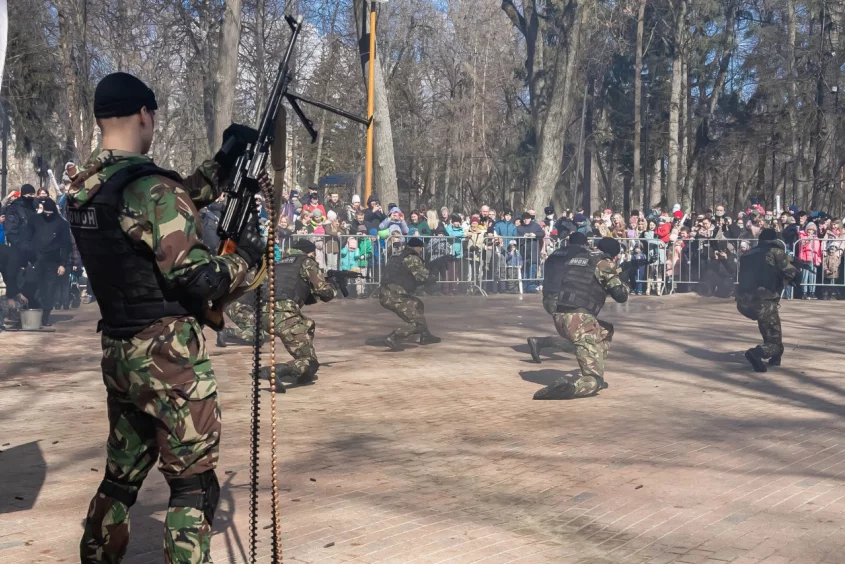 В Калуге фестиваль «Открытая Росгвардия» прошел в Центральном парке