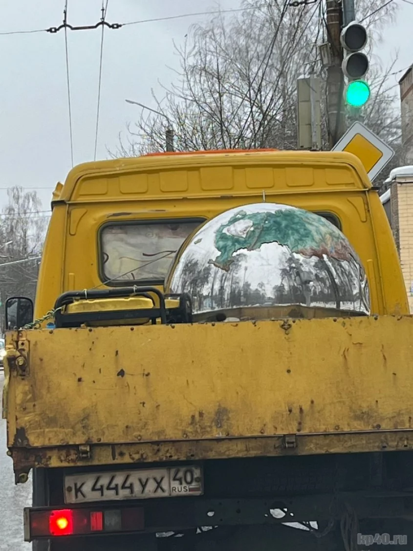 Глобус Калуги катают по городу - Общество - Новости - Калужский перекресток  Калуга